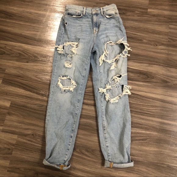 BDG High-Waisted Mom Jean - Destroyed Light Wash - Picture 3 of 6